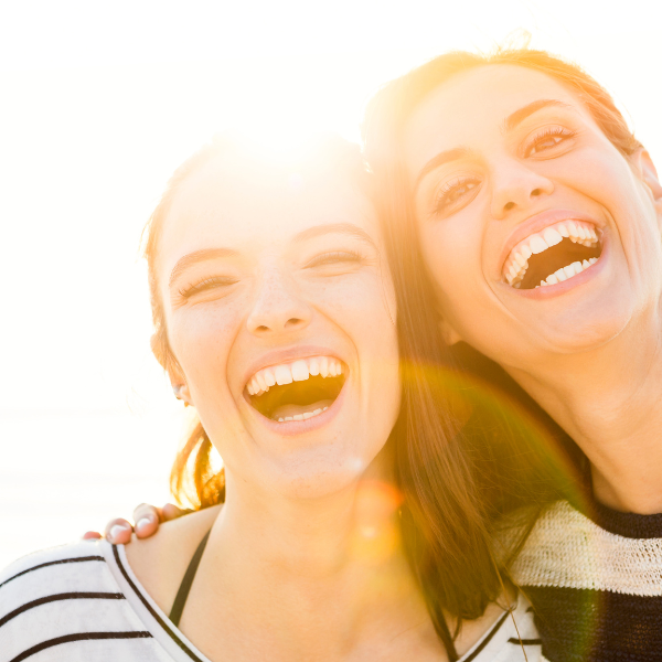 Frases que combinan risa y dulzura