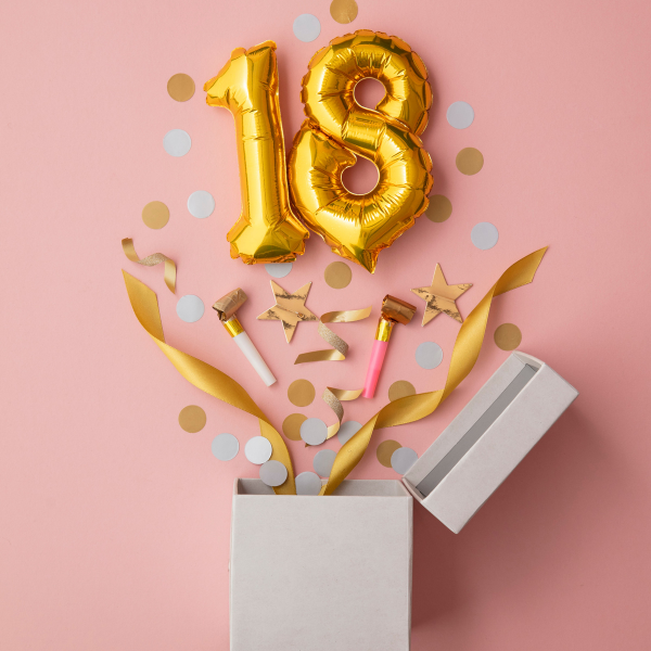 Regalos con brownies personalizados para cumpleaños sorpresa